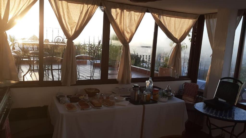 Hotel Dar El Hayet Tangeri Esterno foto