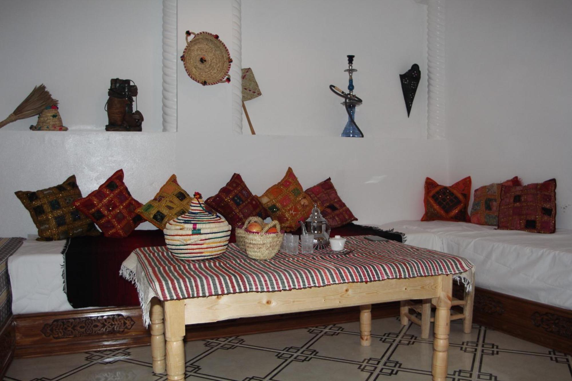 Hotel Dar El Hayet Tangeri Esterno foto