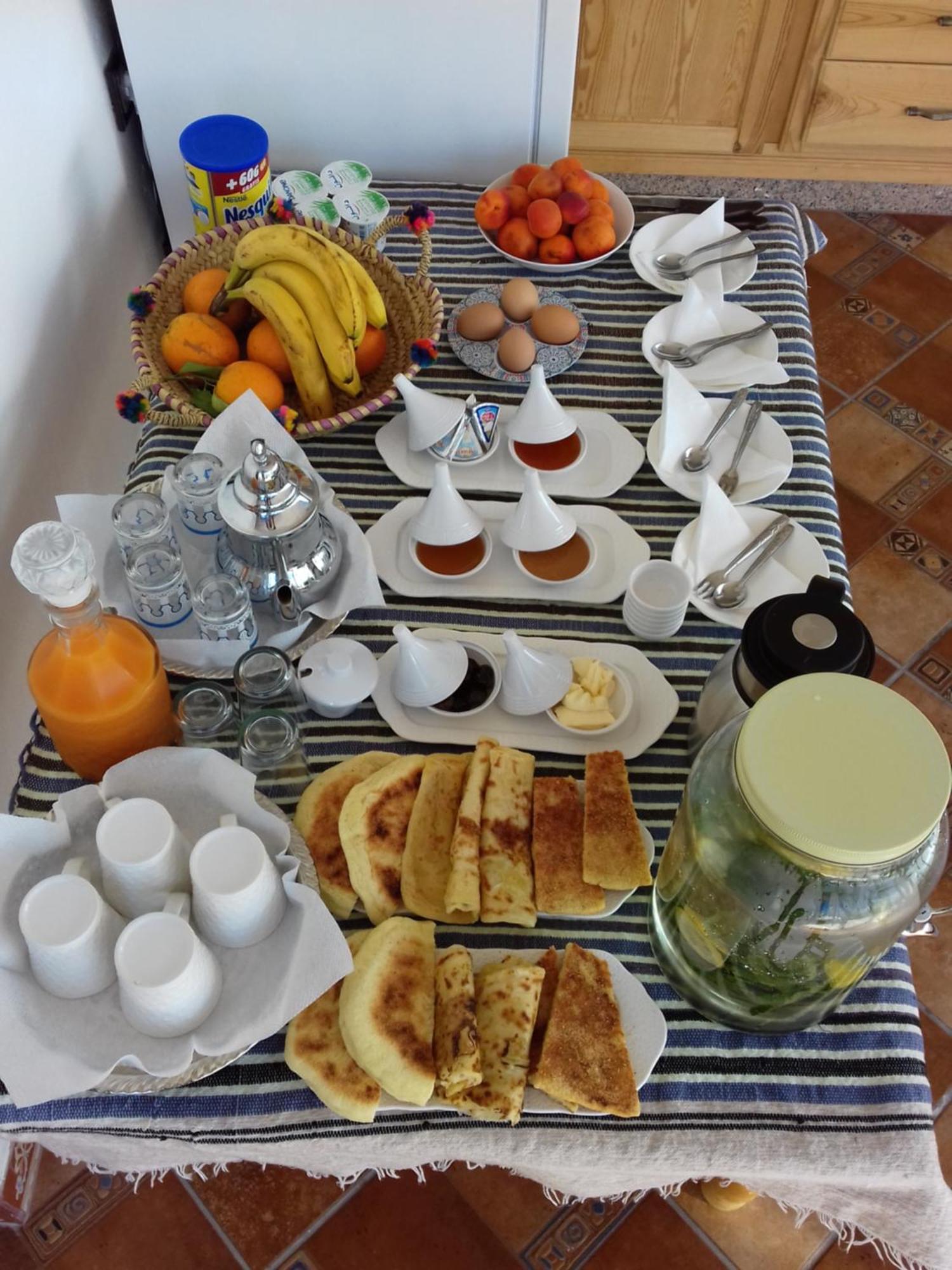 Hotel Dar El Hayet Tangeri Esterno foto